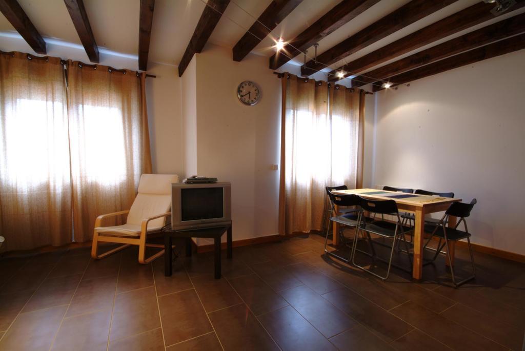La Trufa Roja Apartment Unquera Luaran gambar